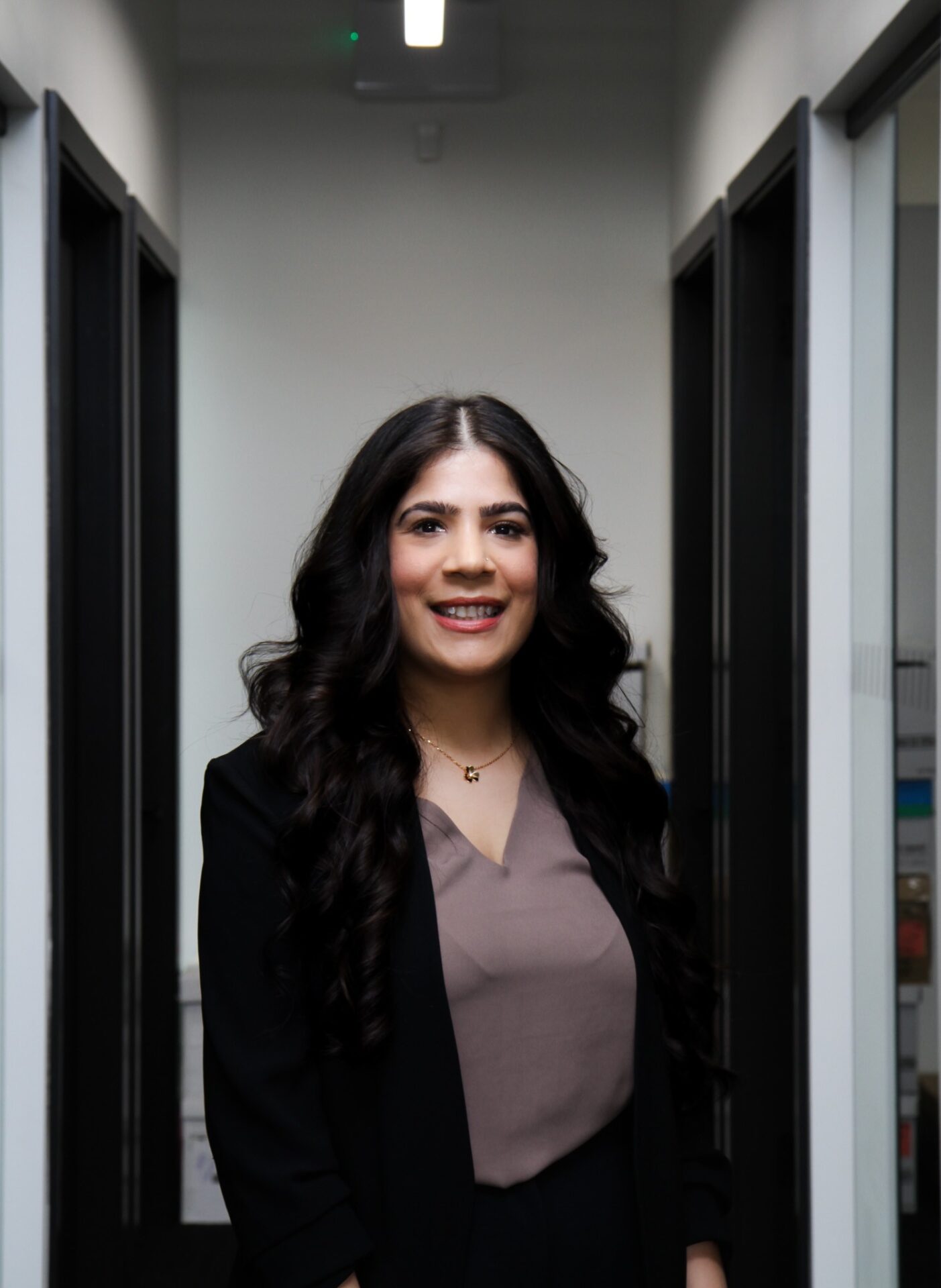 Apna Law LLP | Experienced Legal Advocates for Clients